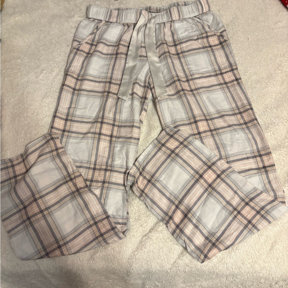 Hollister Pink and White Plaid Lounge Pants